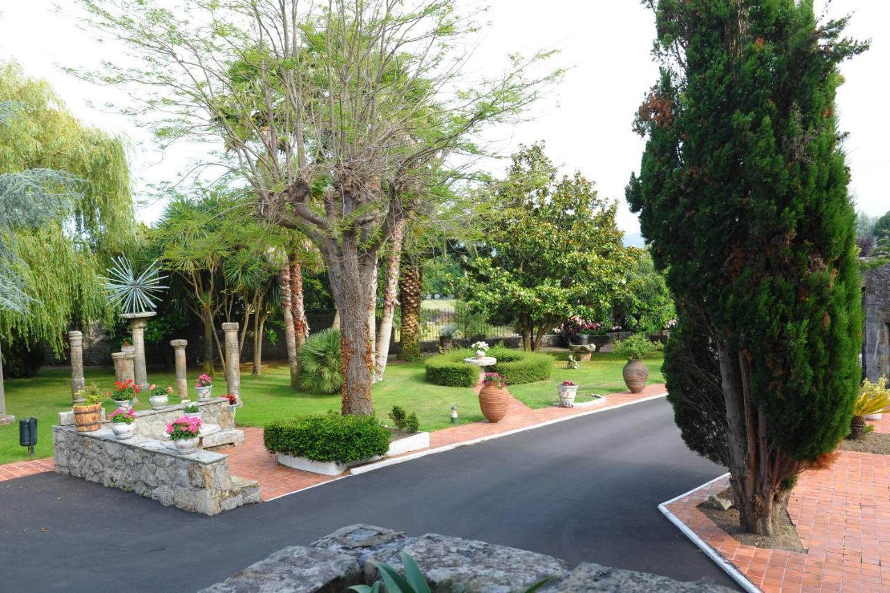 Hotel San De Escalante