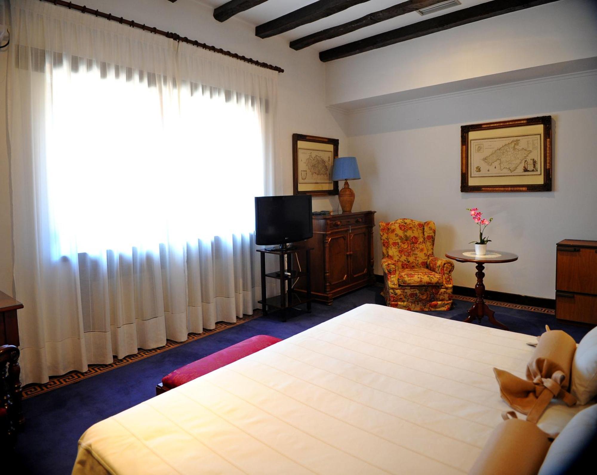 Hotel San De