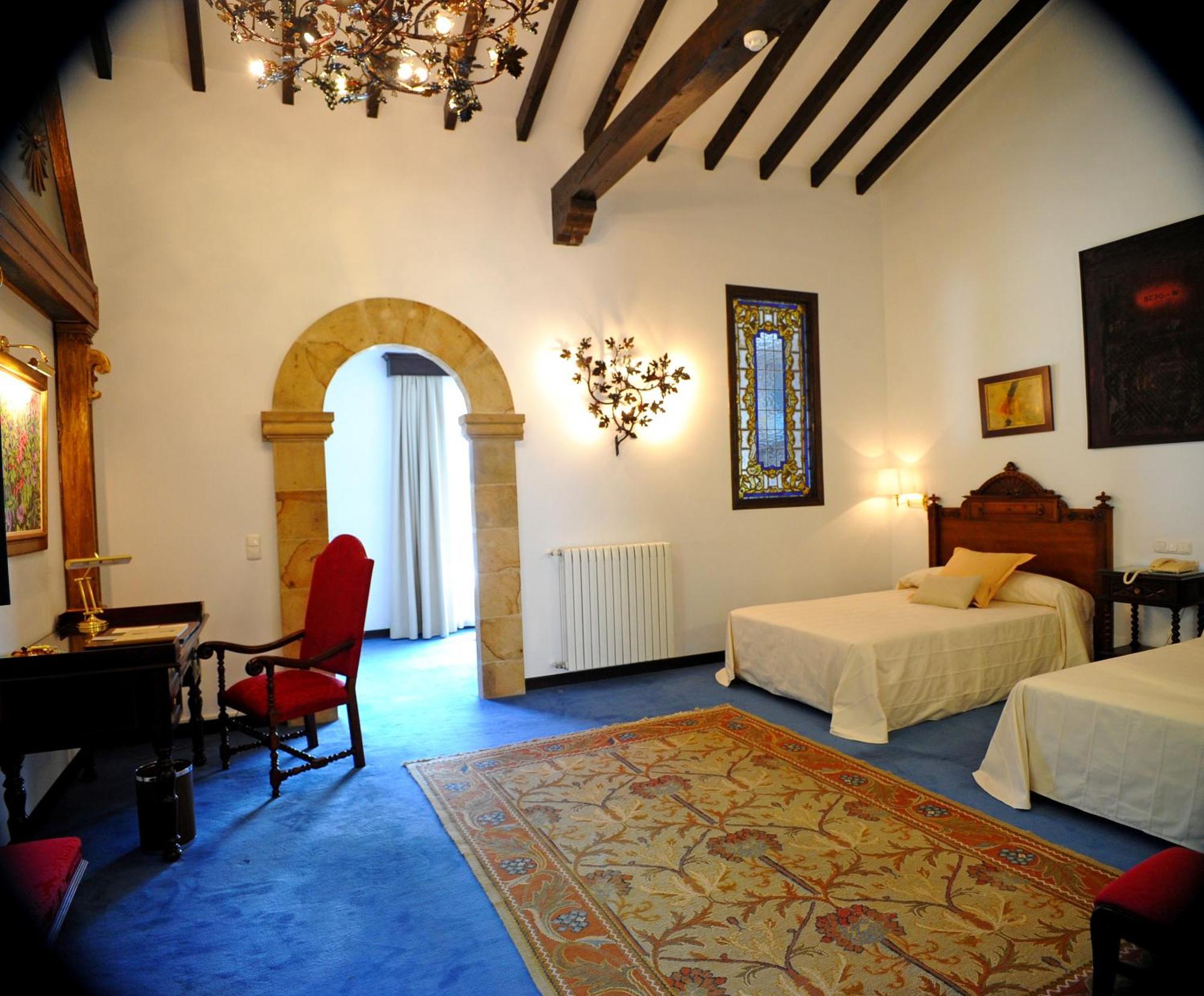 Hotel San De Escalante