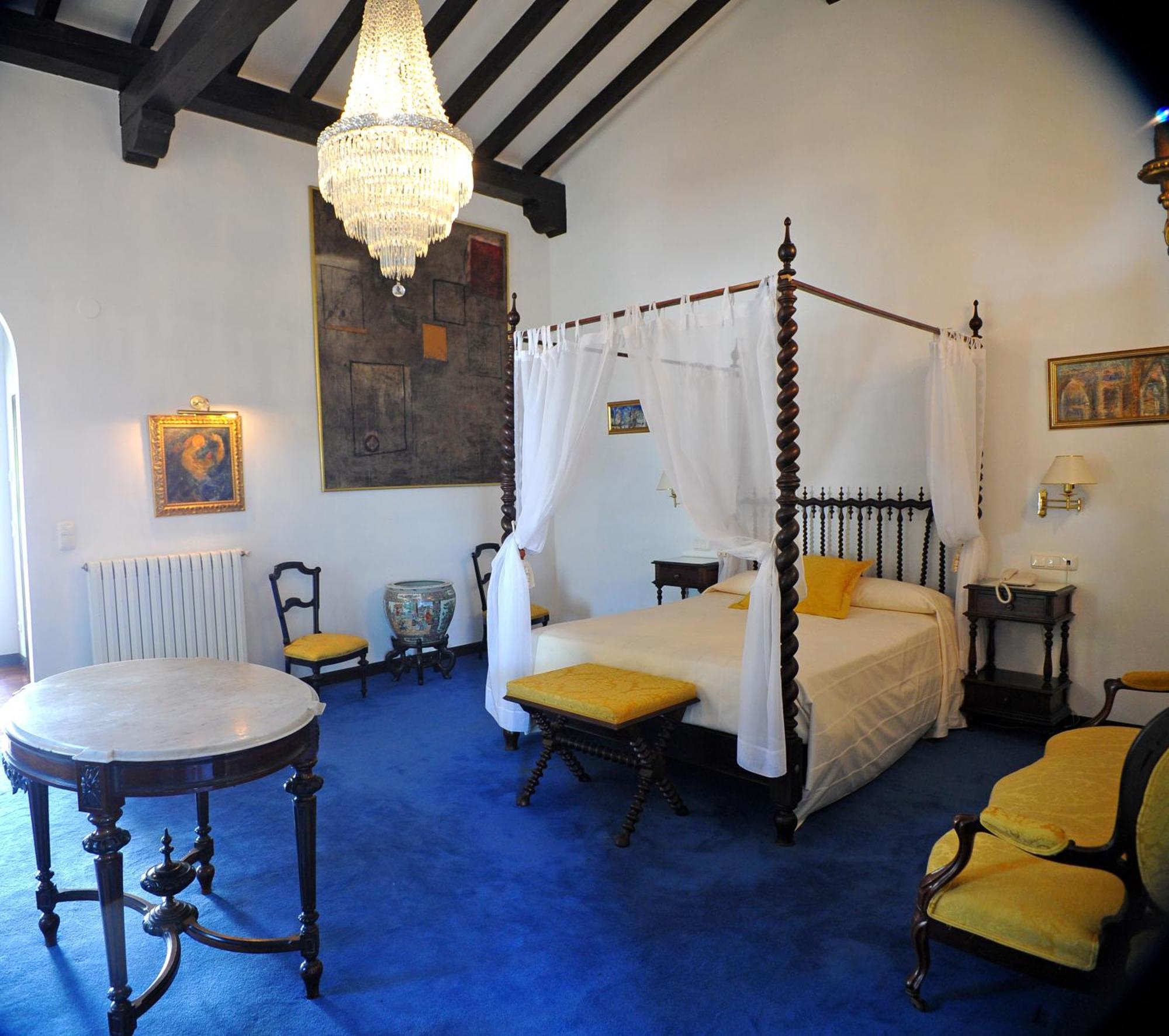 San De Hotel
