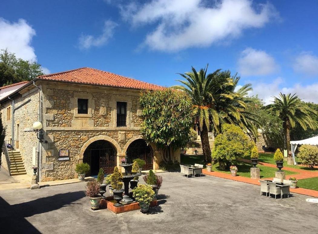 San De Hotel